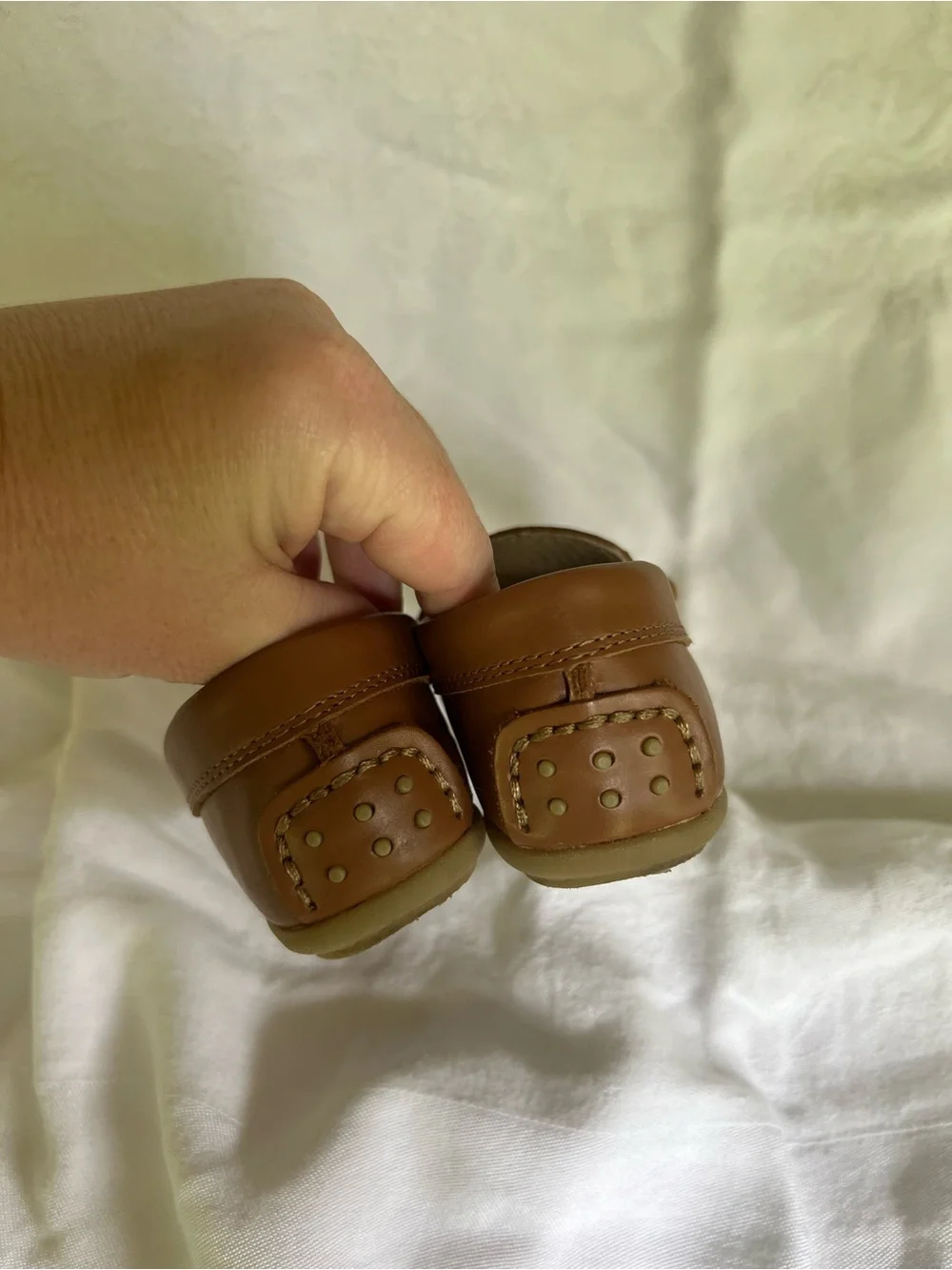 FootMates Brown Leather Slip-On Moccasin Loafer